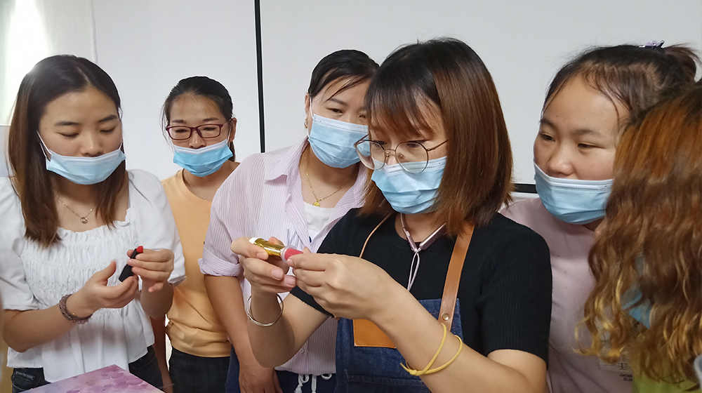 【深圳】自制口红，想要吗？