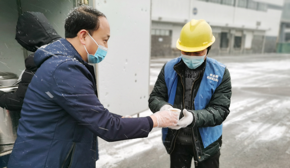 【郑州】雪中送暖