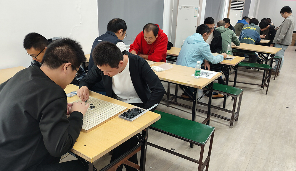 【昆山】四大棋类赛决出“棋王”