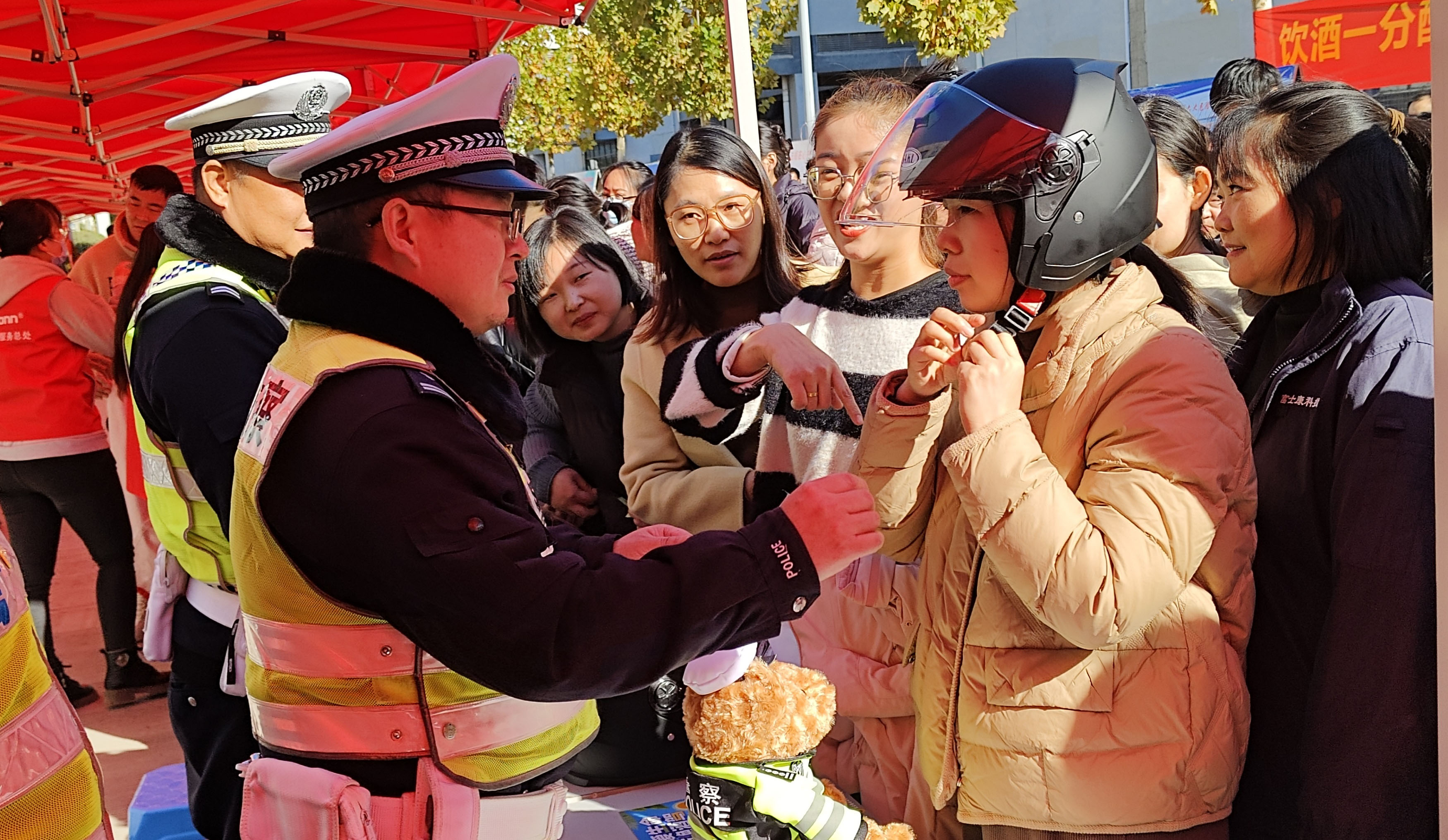 【郑州】港区交警入园普法