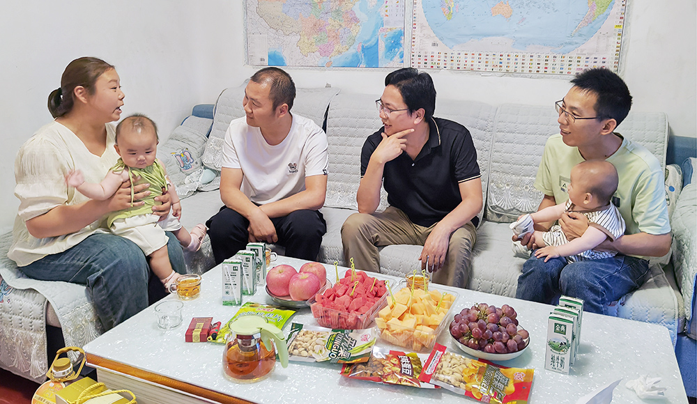 【郑州】工会慰问新手宝妈