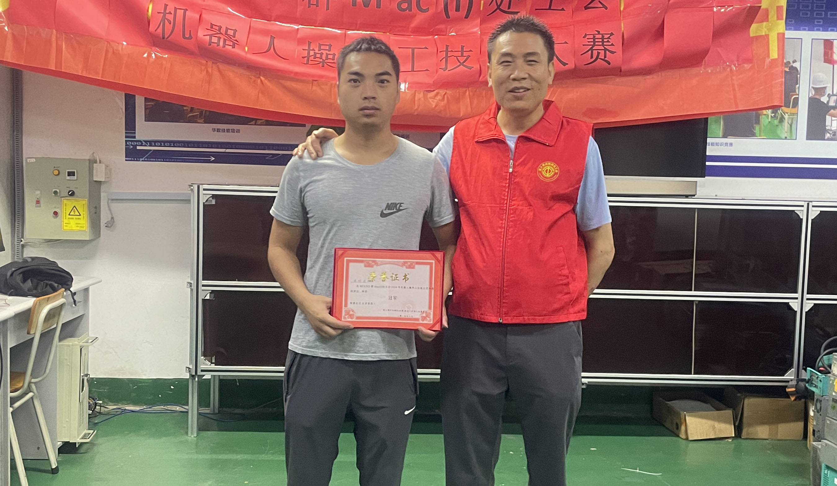 【成都】张明浩满分夺冠