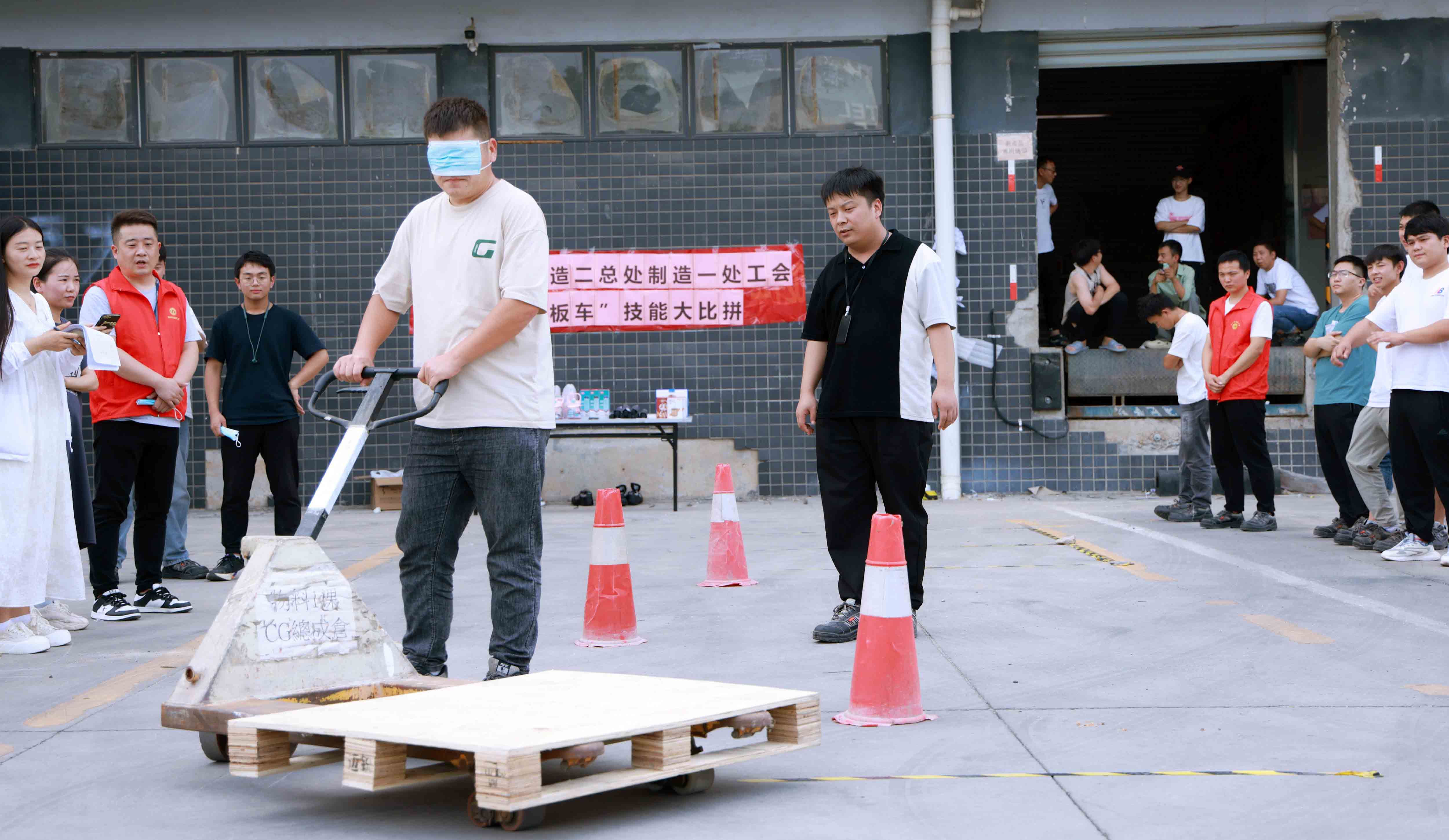 【郑州】板车比拼，精彩