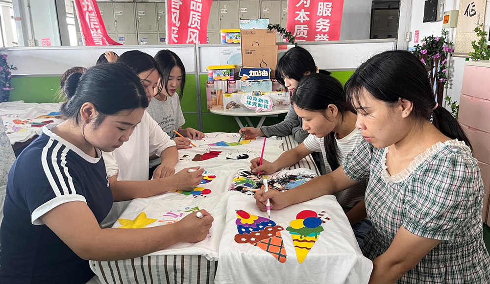 【郑州】T恤涂鸦，白衣变彩