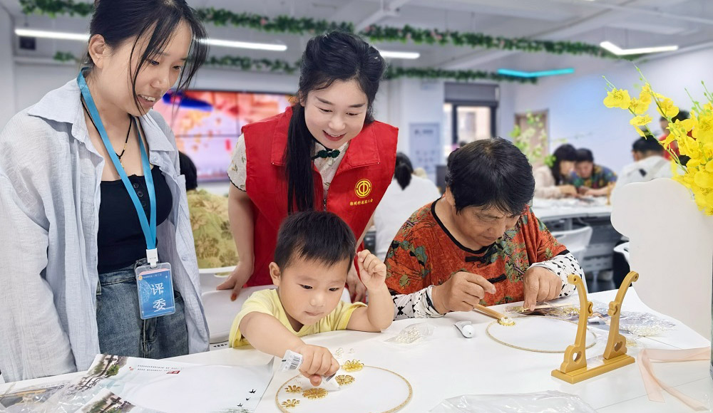 【郑州】亲子联袂做手工