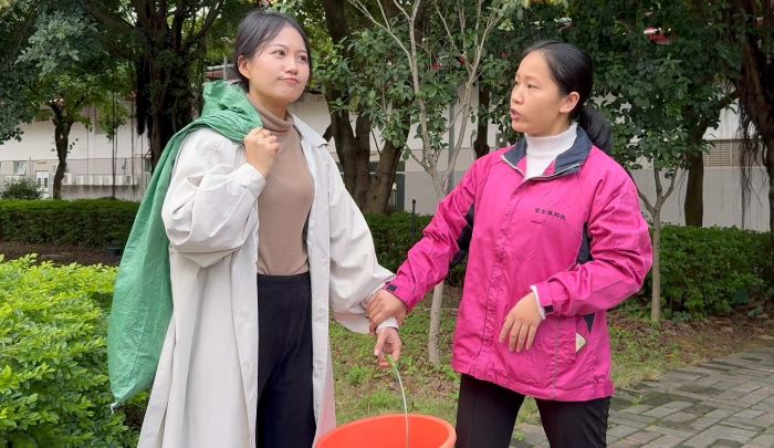 南宁园区发放春节大礼包