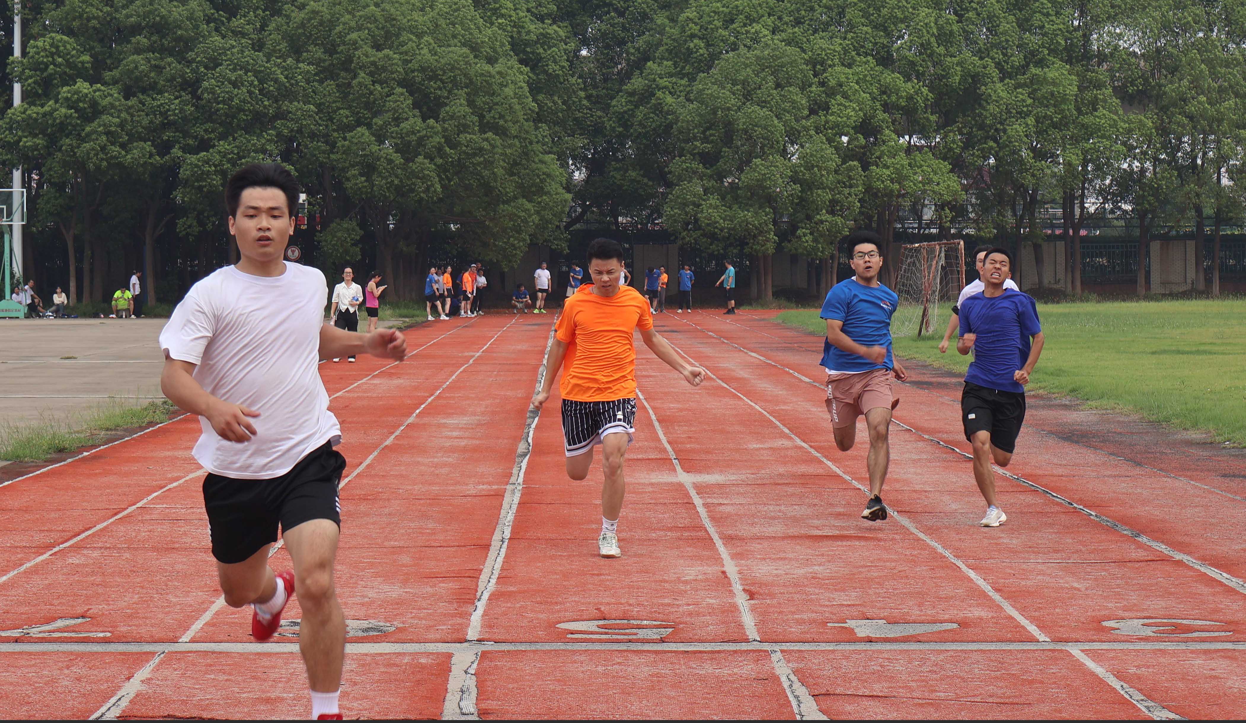 【昆山】健儿赛场竞风采